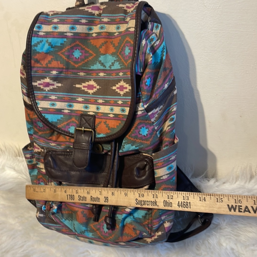 Backpack - Picture 9 of 10